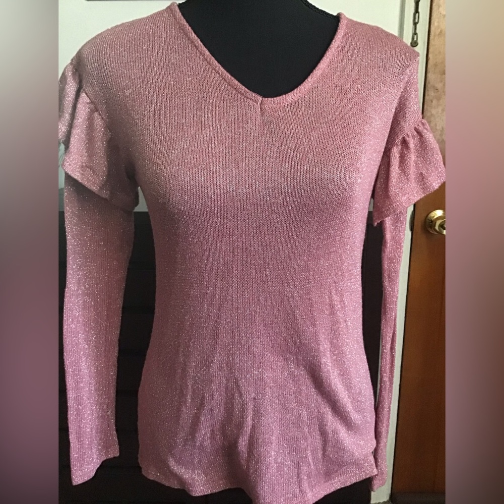 Vneck ruffled sleeves blouse with a sparkle